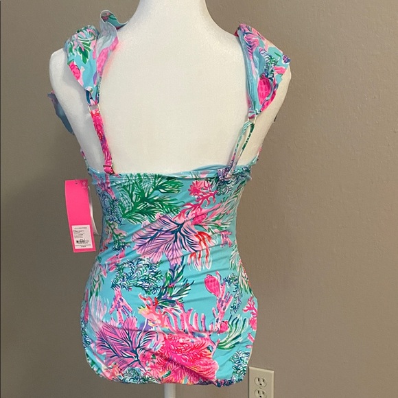 NWT Lilly pulitizer huey Ruffle Women's one piece swim suit - Picture 4 of 4